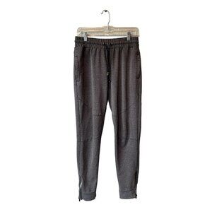 Alphalete Athletics Men's Essential Athletic Size M Joggers Dark Grey